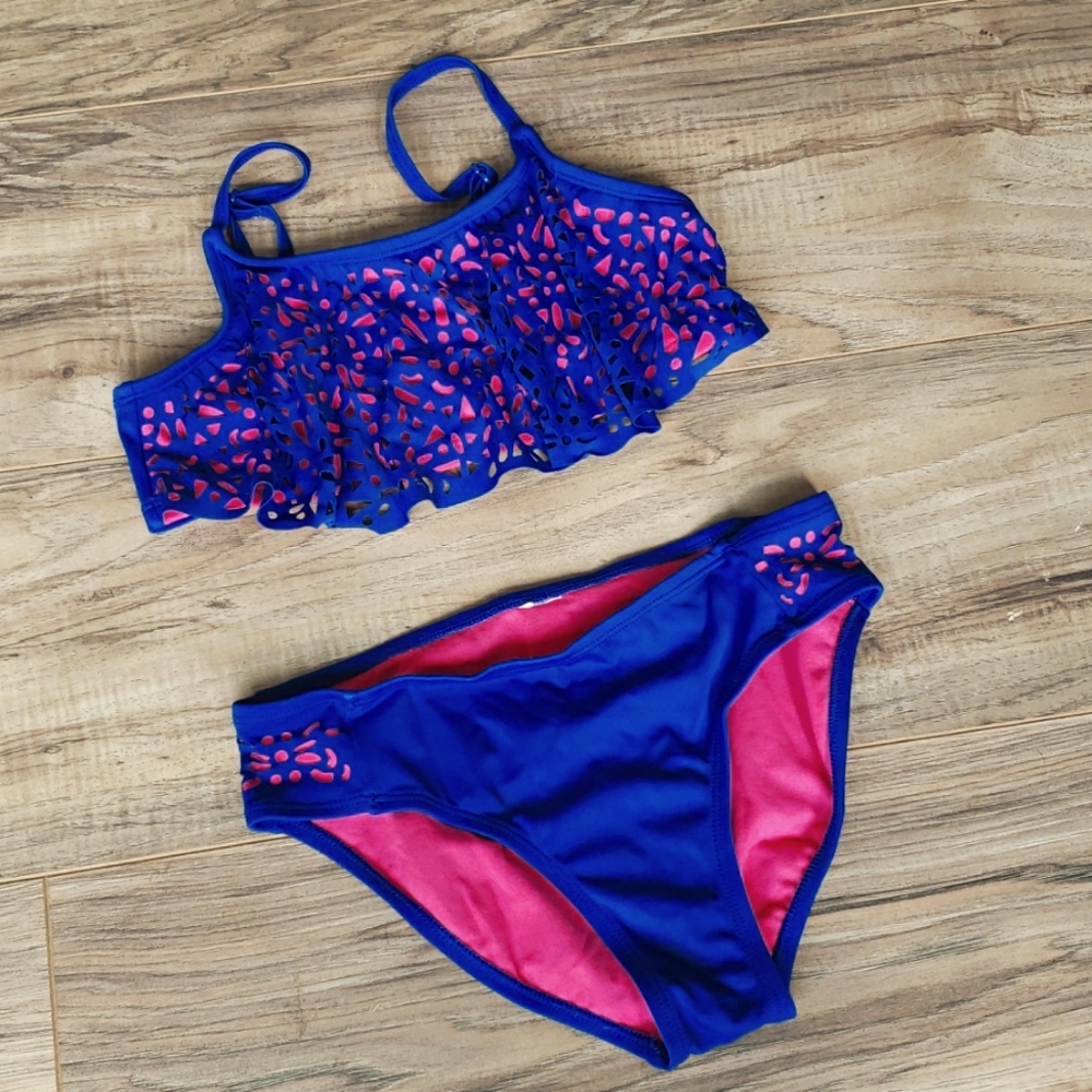 2 piece swimsuit girls